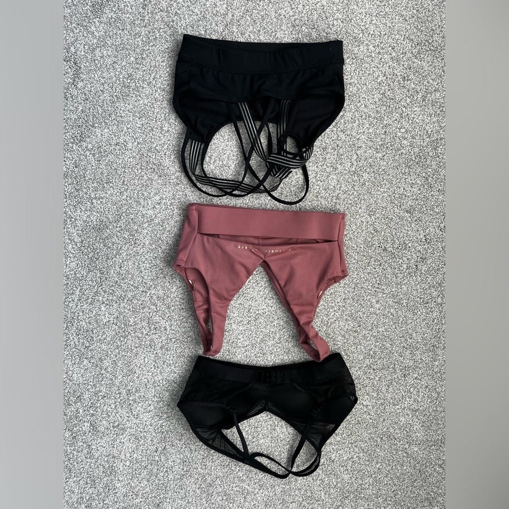 3 sports bras from Victoria Secret. XS and S